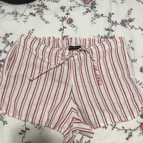 Brandy Melville Pants - Brandy Melville striped shorts